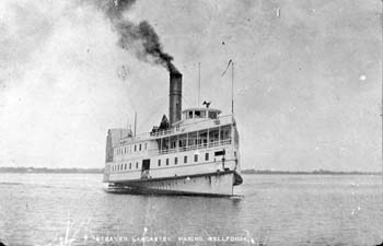 ship-with-smoke-stack
